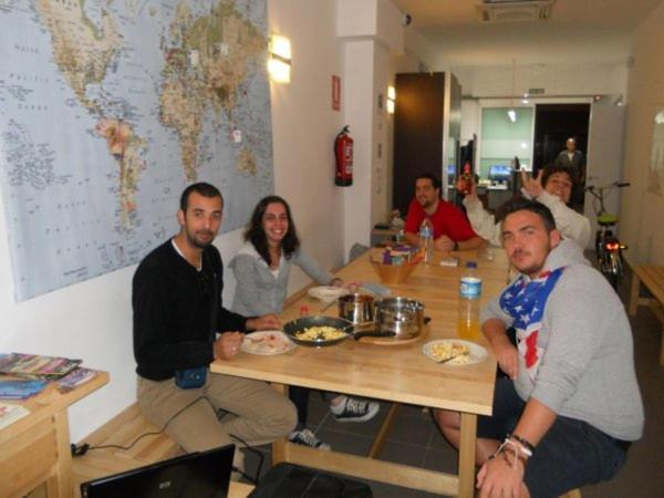 Bedcelona Hostel Barcelone Extérieur photo
